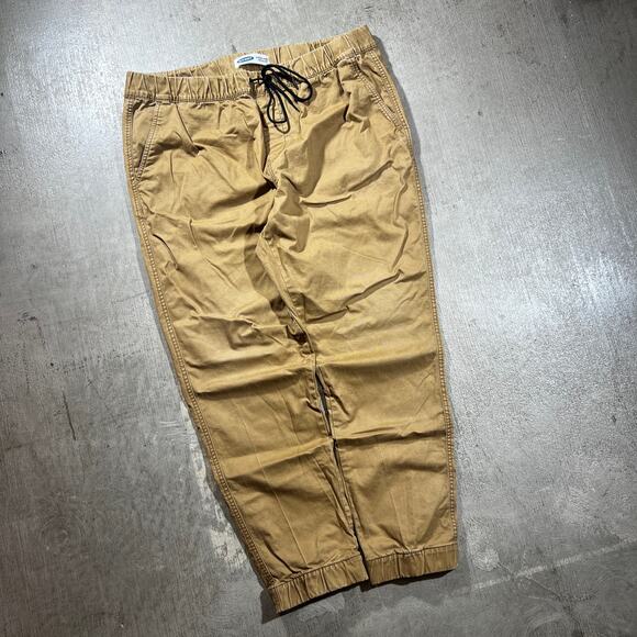 Old Navy Other - Old Navy Modern Jogger XL Khaki Built-In Flex Mens Pants